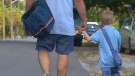 Postman-delivers-mail-with-his-4-years-old-friend